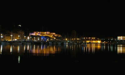 Vieux port de Marseille de nuit