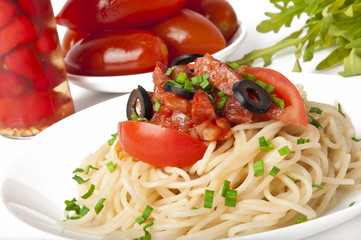 spaghetti pasta with tomato beef sauce