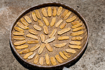 Dried banana