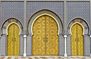 Naklejka premium Golden doors of Fez Royal Palace
