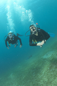 two male scuba divers