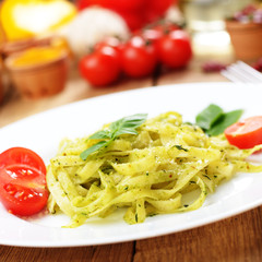 Pasta pesto