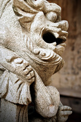 Shishi, Chinese Guardian Lion Statue Details