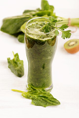 Green vegetable smoothie