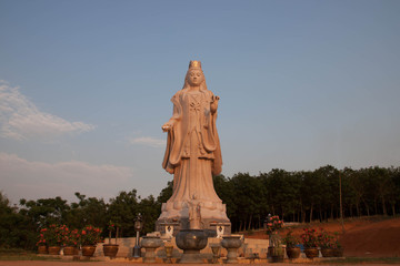 Fototapeta premium Statue of Guan Yin