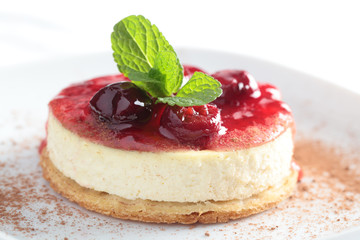 Cheesecake with jam