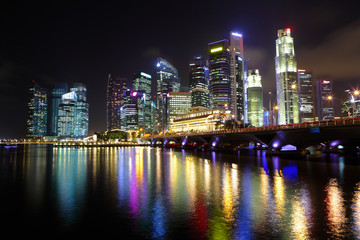 Naklejka premium Singapore at night