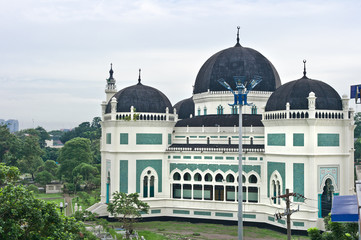 Fototapeta na wymiar Wielki Meczet w Medan
