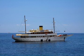 Fototapeta premium the classic 1930s cruising yacht