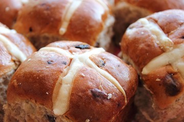 Hot cross buns