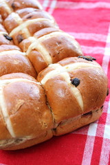 Hot cross buns