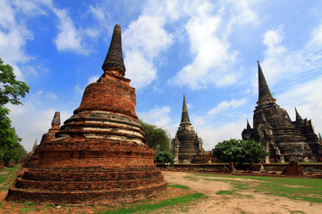Fototapeta premium Old Temple in beautiful sky in Thailand : Ayutthaya