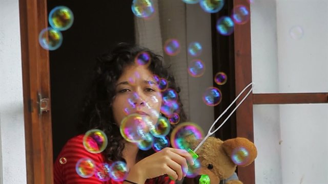 Olga soap bubble