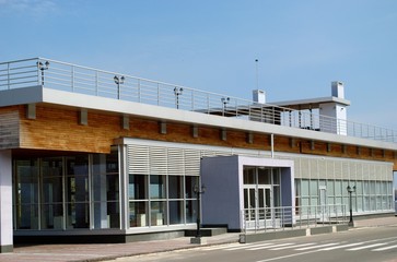 Obraz premium station building against the blue sky