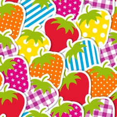 Seamless Pattern Colorful Strawberries © Jan Engel