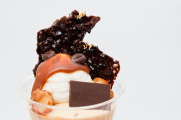 チョコレートパフェ