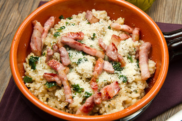 risotto ai funghi di bosco e pancetta