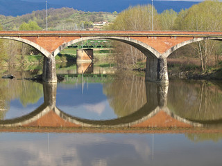 Fototapeta premium bridge on Arno