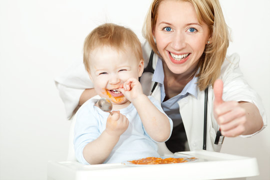 &Auml;rztin mit baby