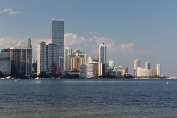 Fototapeta premium Budynek w centrum miasta w Miami