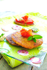 Kartoffelrösti mit geräuchertem Lachs © Kathleen Rekowski