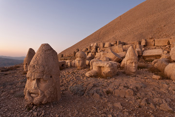 Nemrut dagi heads.