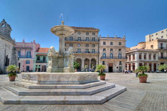 Plaza de San Francisco in Havana