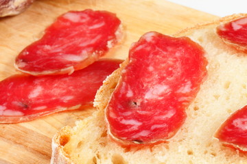 Salame sul pane