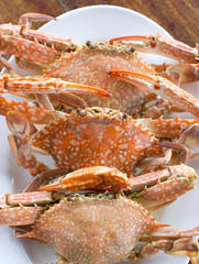Steamed crabs