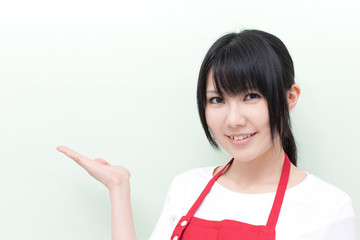 Fototapeta premium 案内する女性