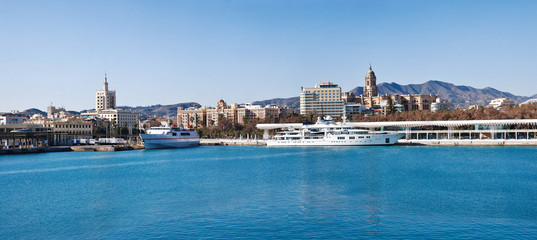 Fototapeta premium Malaga Harbour and City - Spain