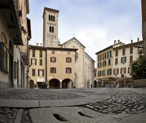 Fototapeta premium piazza S Fedele a Como