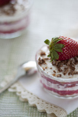 Ciotoline con panna e fragole