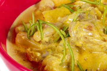 Yellow Curry Chicken (Massaman Curry Chicken)
