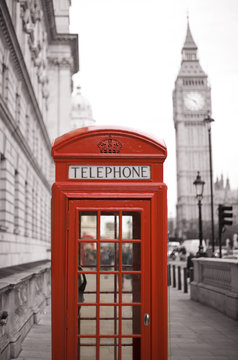 Big Ben and Red Telephone Booth © Sampajano-Anizza
