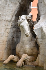 Fototapeta na wymiar Koń, Fontanna Czterech Rzek, Rome