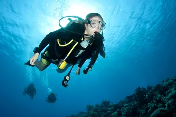 Papier Peint photo autocollant Plonger female scuba diver