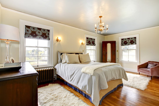 Elegant luxury bedroom interior.