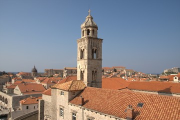 Fototapeta na wymiar Dubrovnik, Kroatien, Blick von der Stadtmauer