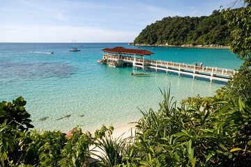 Crystal clear waters at the paradise island of Perhentian © tuomaslehtinen
