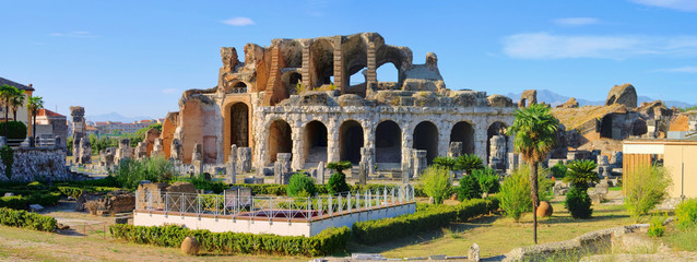 Capua Amphitheater - Capua amphitheatre 12