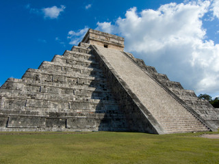 チチェンイツァ