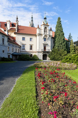 Fototapeta na wymiar Pruhonice Palace, Czech Republic
