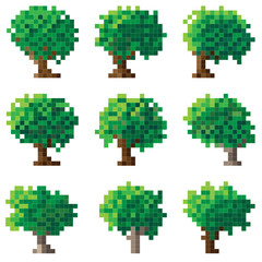 Ensemble d& 39 arbre de pixel vert.