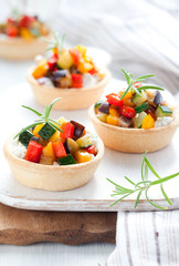Tartlets with vegetables