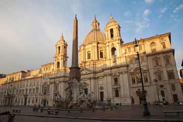 Fototapeta na wymiar Rome - Piazza Navona in morning