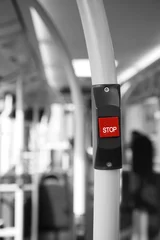Photo sur Aluminium Rouge, noir, blanc Bouton d& 39 arrêt de bus