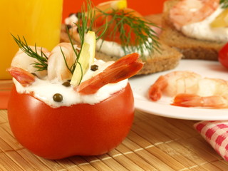 Appetizer with shrimps