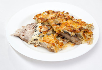 fish baked under cheese
