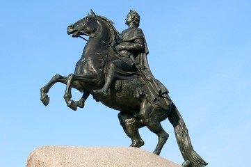 Fototapeta na wymiar Equestrian statue of Tsar Peter The Great in Saint Petersburg(2)